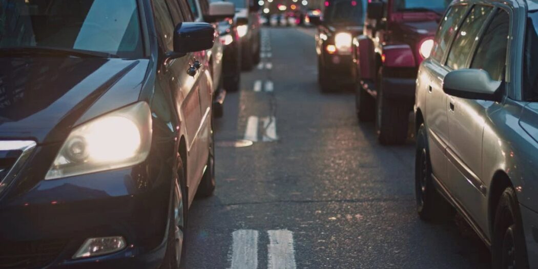 causes-of-traffic-congestion-and-how-to-deal-with-it-imagup