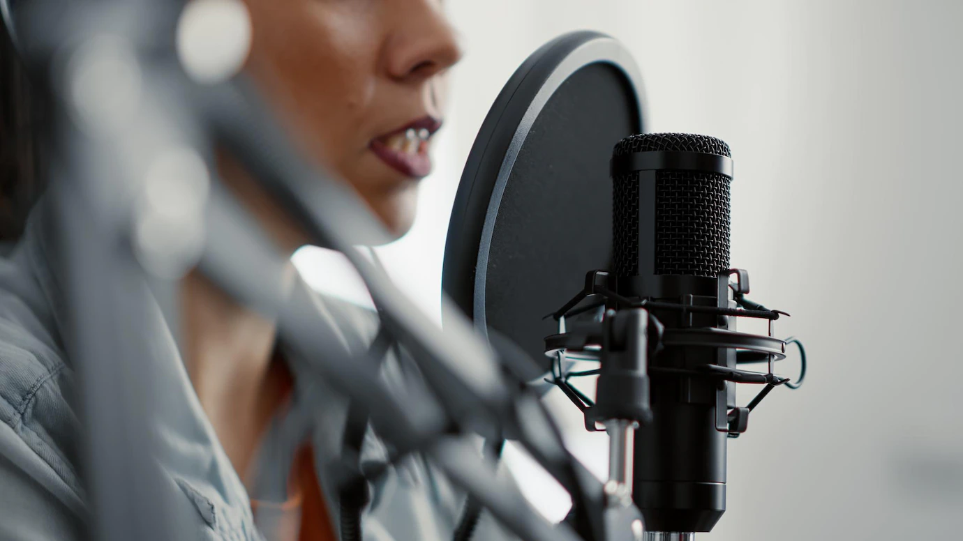 How to Build a Commercial Voiceover Demo Reel Imagup